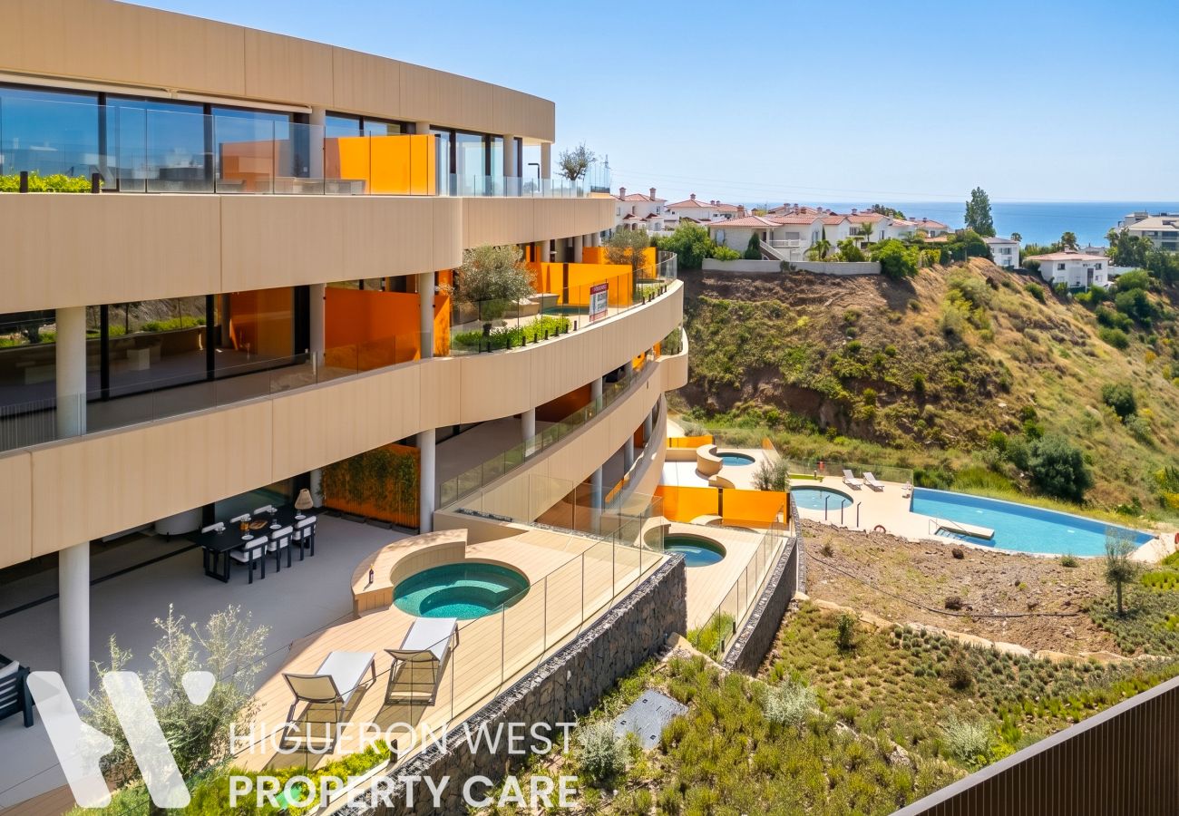 Apartment in Fuengirola - The Horizon Pool Terrace by HWPC
