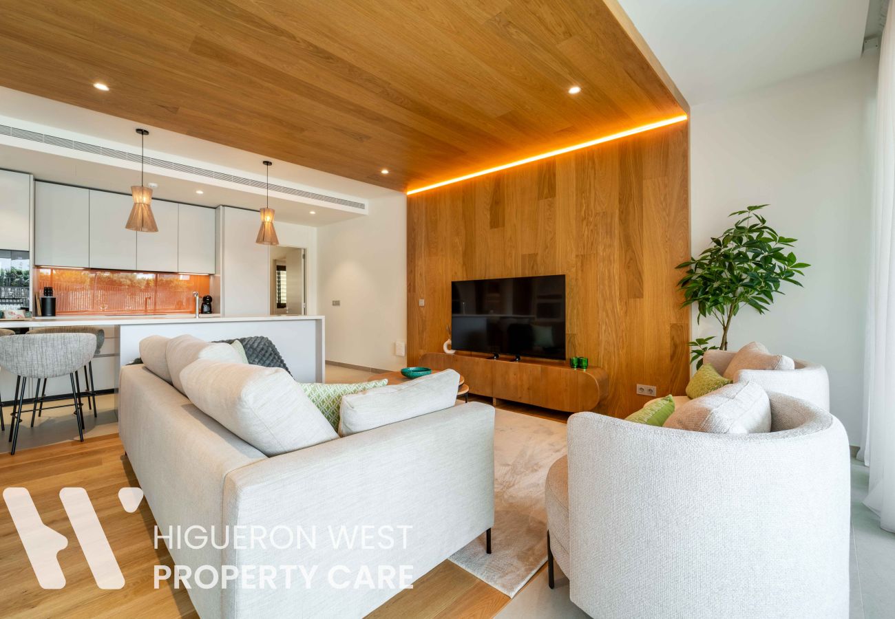 Apartment in Fuengirola - The Horizon Pool Terrace by HWPC