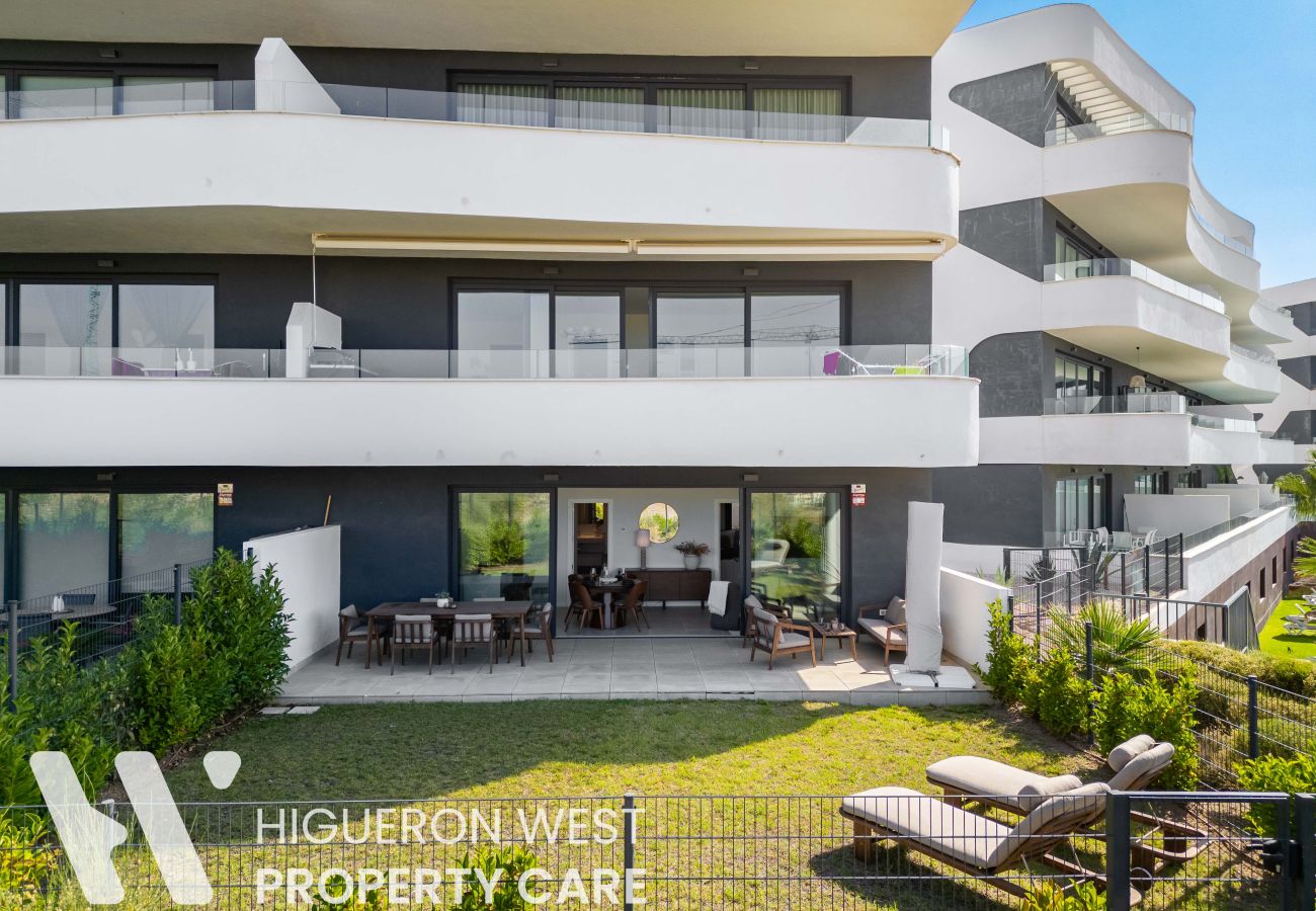 Apartment in Fuengirola - The Garden Escape 2bedroom garden unit