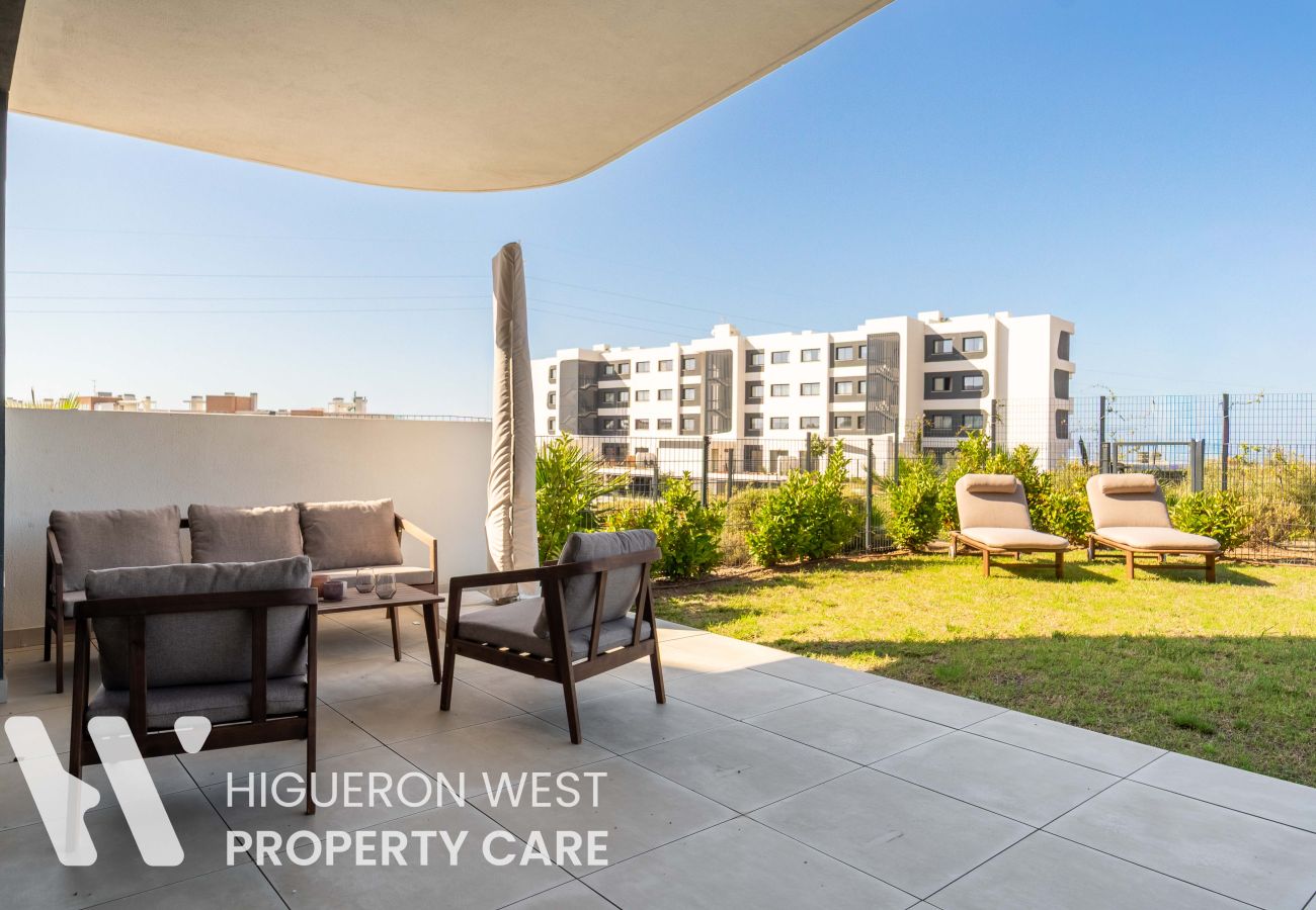 Apartment in Fuengirola - The Garden Escape 2bedroom garden unit