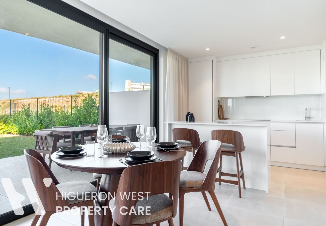 Apartment in Fuengirola - The Garden Escape 2bedroom garden unit