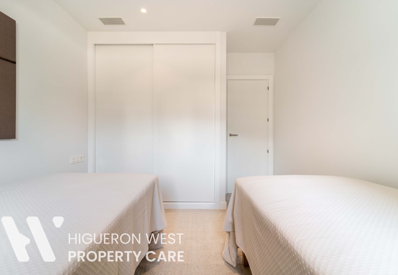 Apartment in Fuengirola - The Garden Escape 2bedroom garden unit