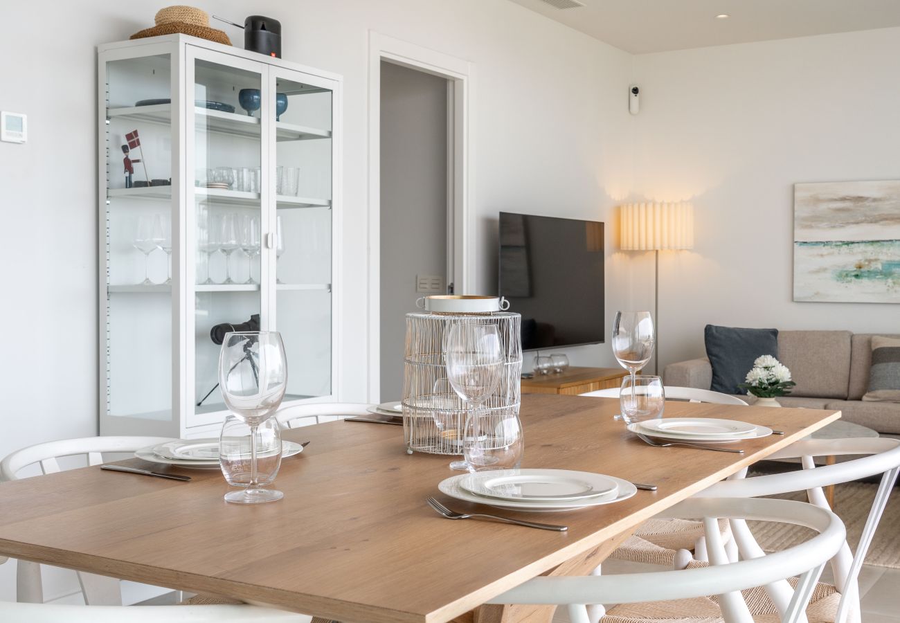 Apartment in Fuengirola - La Terraza del Sol – All-Day Sun & Alfresco Dining | Higueron West, Fuengirola