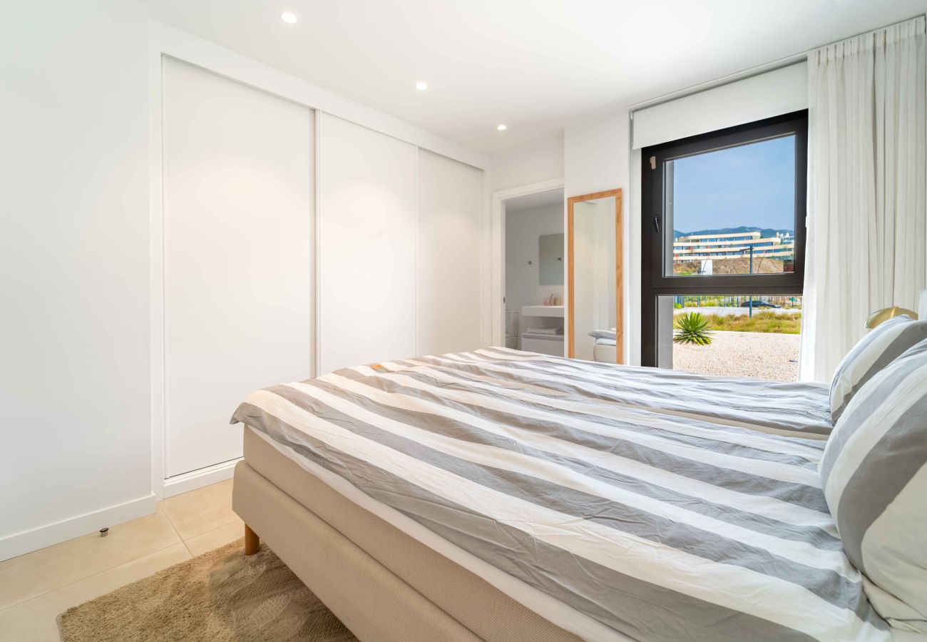 Apartment in Fuengirola - La Terraza del Sol – All-Day Sun & Alfresco Dining | Higueron West, Fuengirola