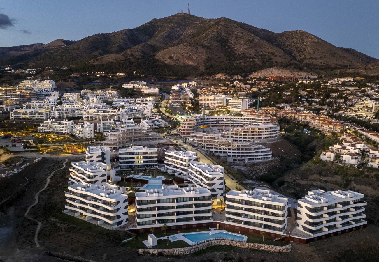Apartment in Fuengirola - La Terraza del Sol – All-Day Sun & Alfresco Dining | Higueron West, Fuengirola