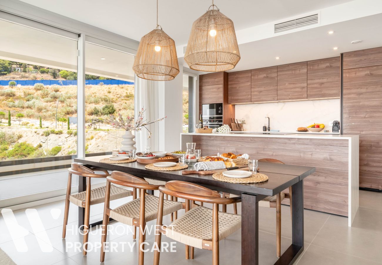 Apartment in Fuengirola - Casa Aura Higuerón  -Modern Luxury Apartment with Spectacular valley and sea views- Higueron - Fuengirola