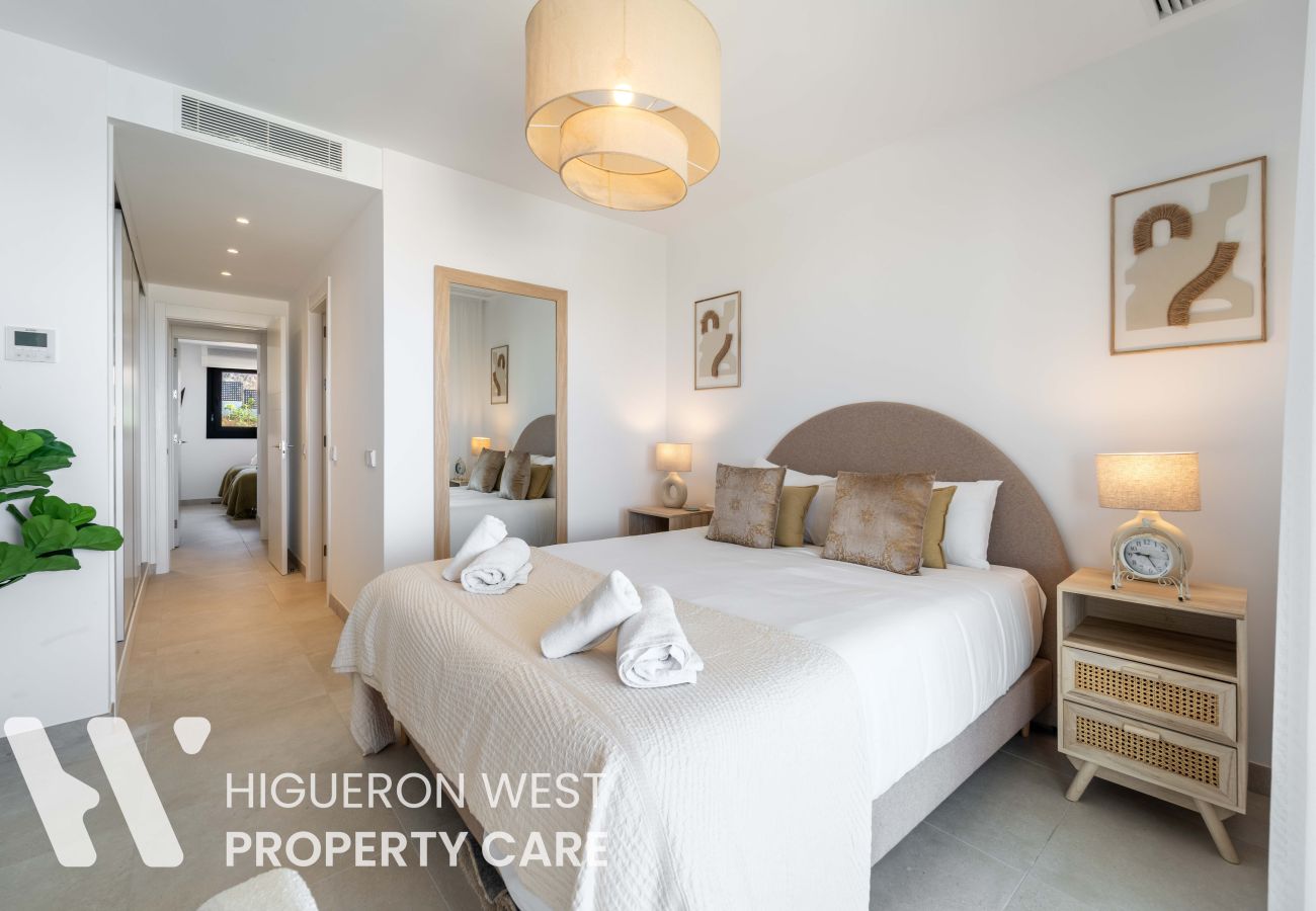 Apartment in Fuengirola - Casa Lisa-New 3bed with stunning Sea-views in Fuengirola
