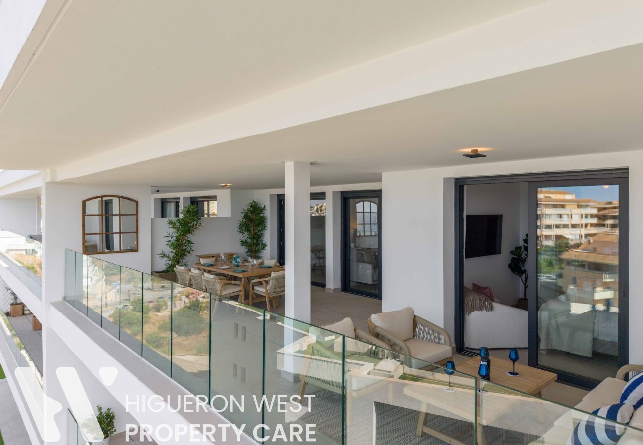 Apartment in Fuengirola - Casa Lisa-New 3bed with stunning Sea-views in Fuengirola