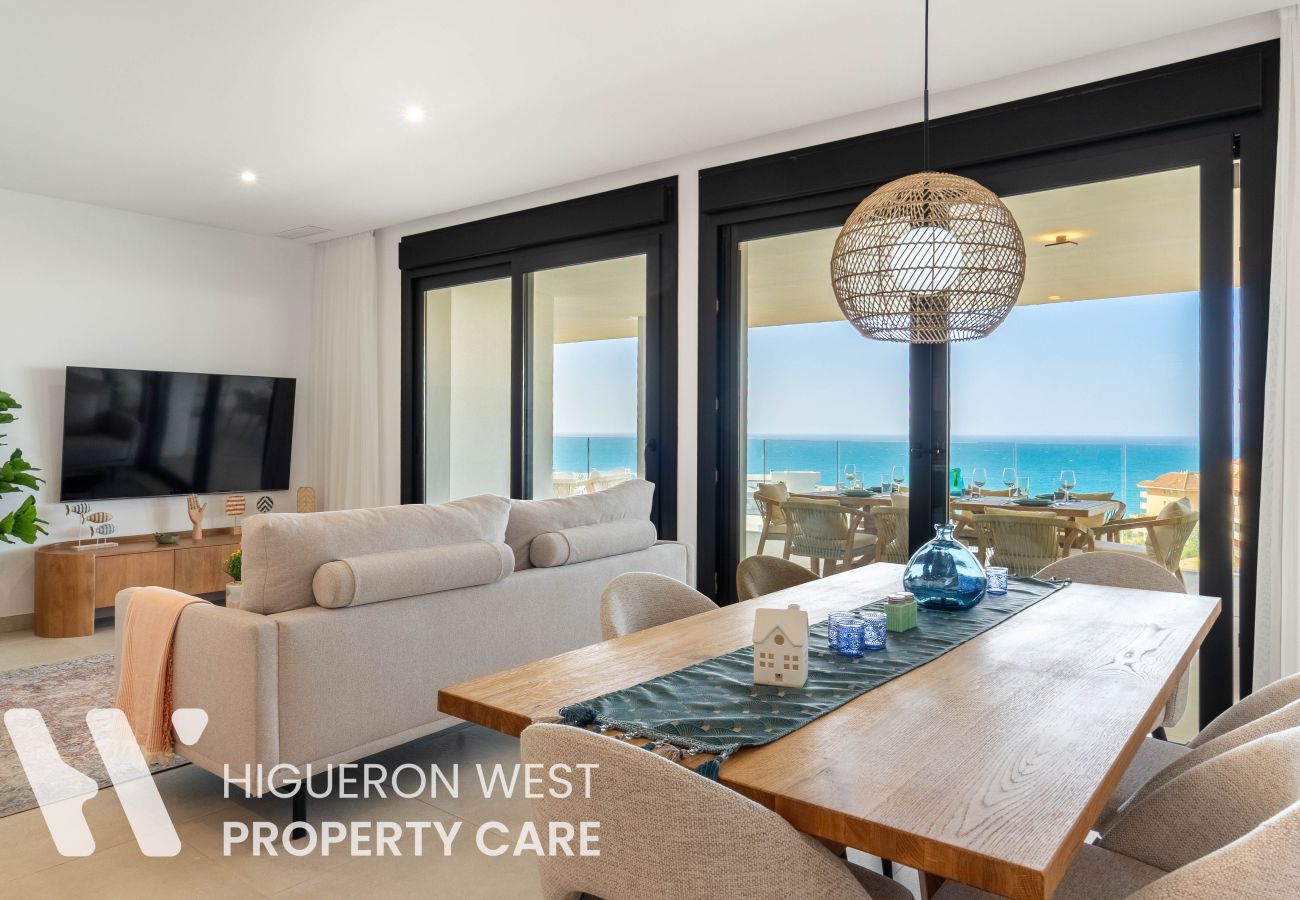 Apartment in Fuengirola - Casa Lisa-New 3bed with stunning Sea-views in Fuengirola