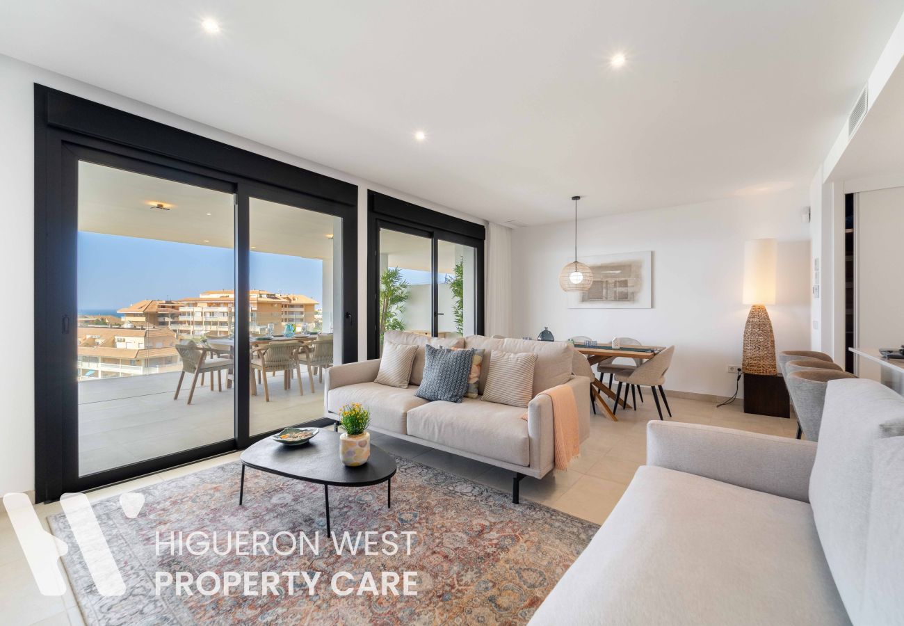 Apartment in Fuengirola - Casa Lisa-New 3bed with stunning Sea-views in Fuengirola